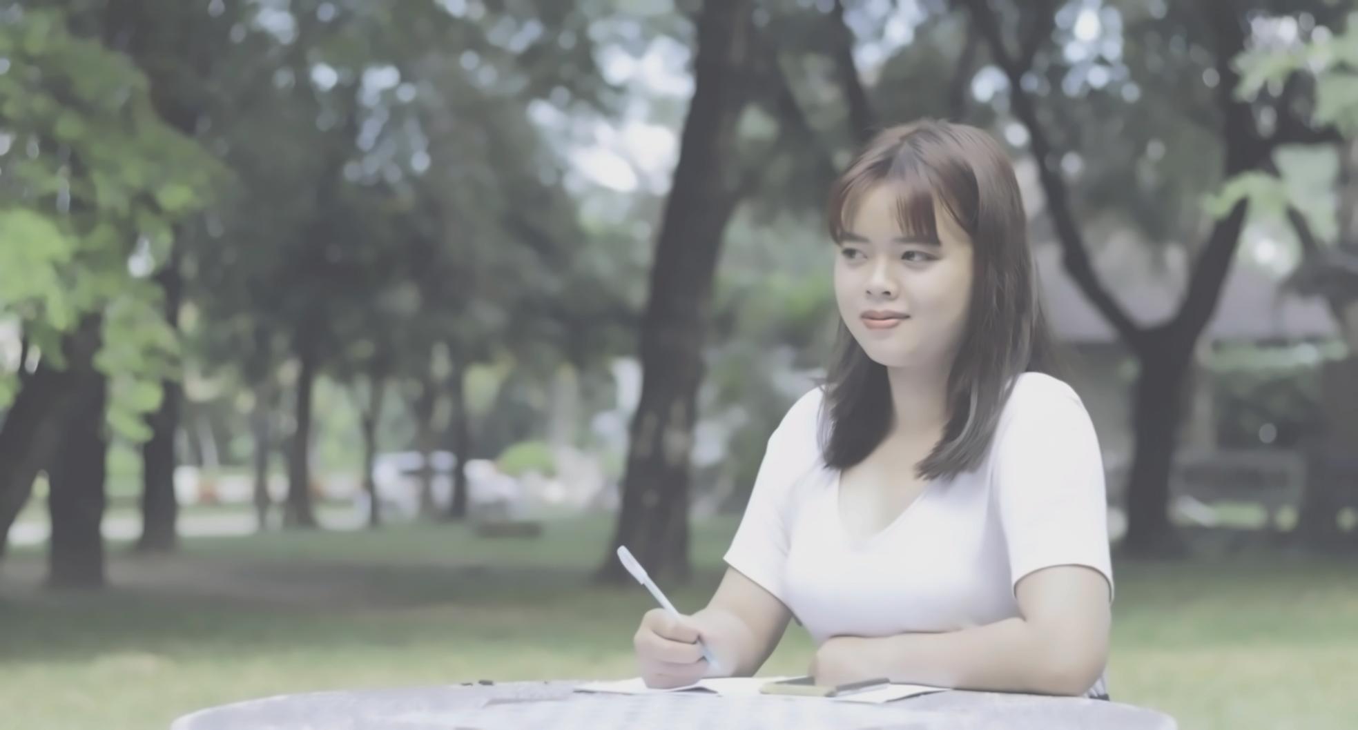 Professionelle Arbeitsumgebung mit modernen Tools für unternehmerische Entwicklung